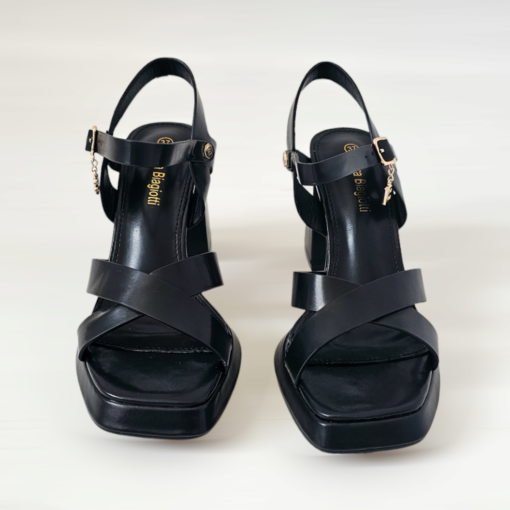 Čierne sandále Laura Biagiotti